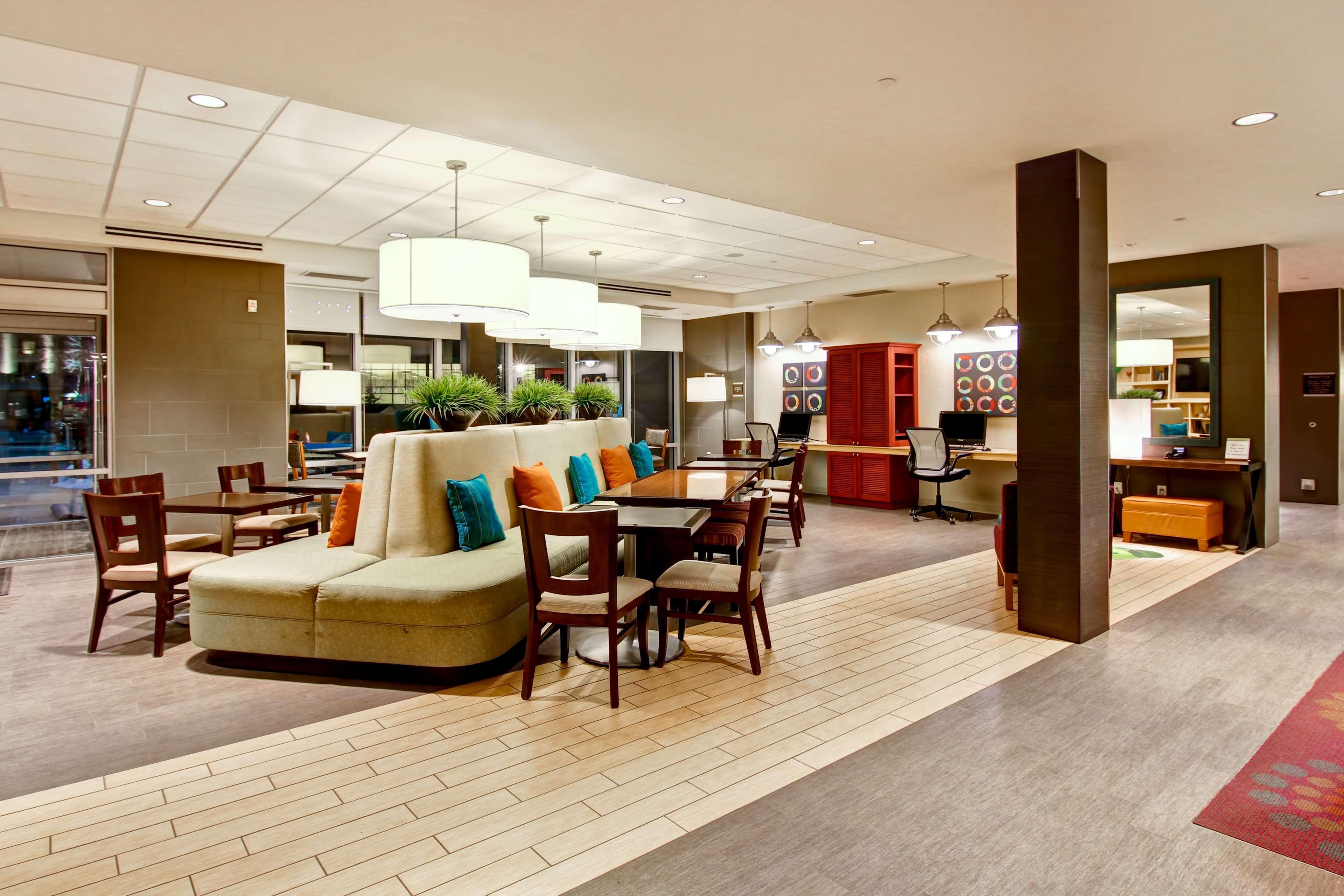 Home2 Suites By Hilton West אדמונטון מראה חיצוני תמונה