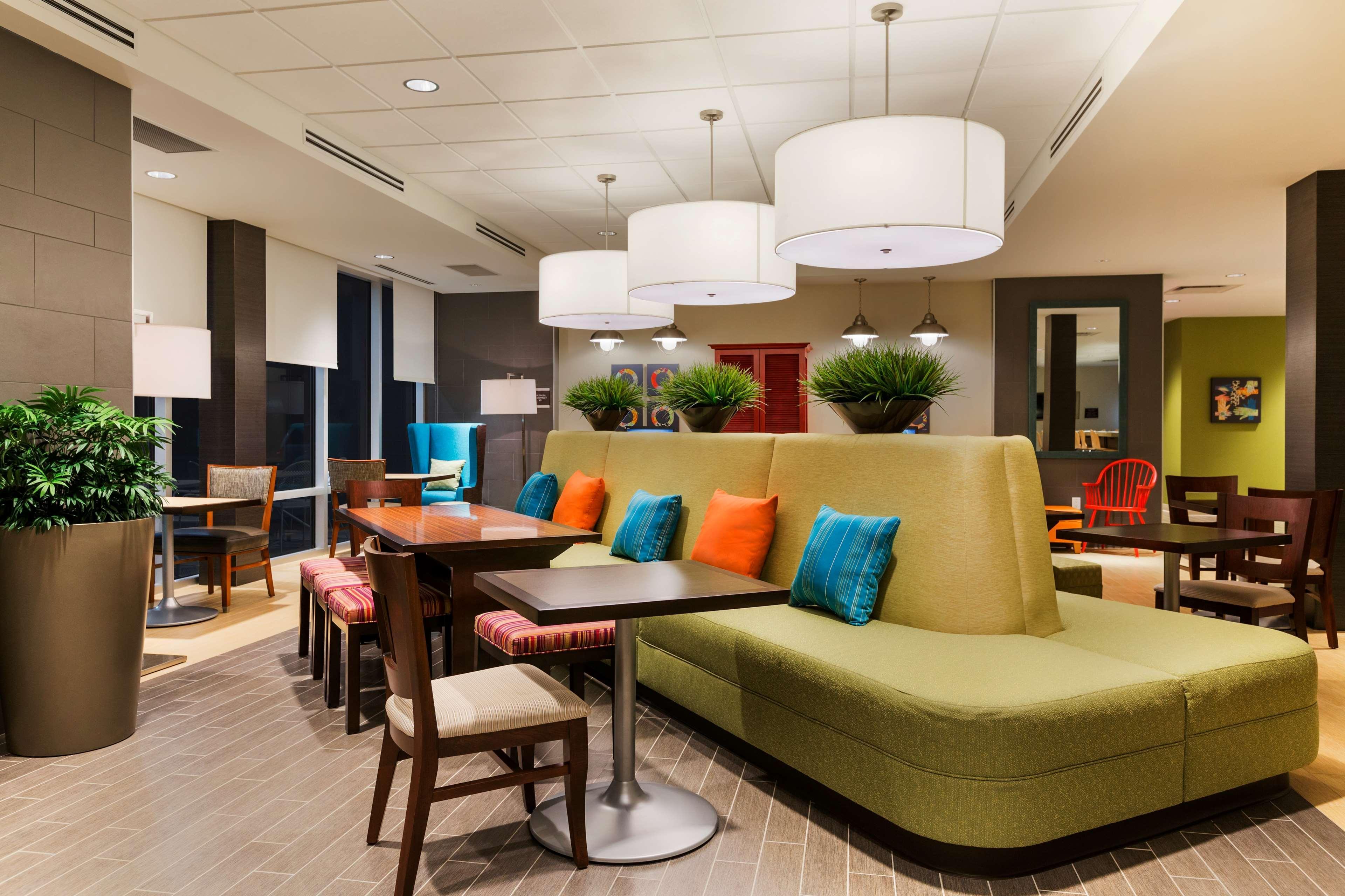 Home2 Suites By Hilton West אדמונטון מראה חיצוני תמונה
