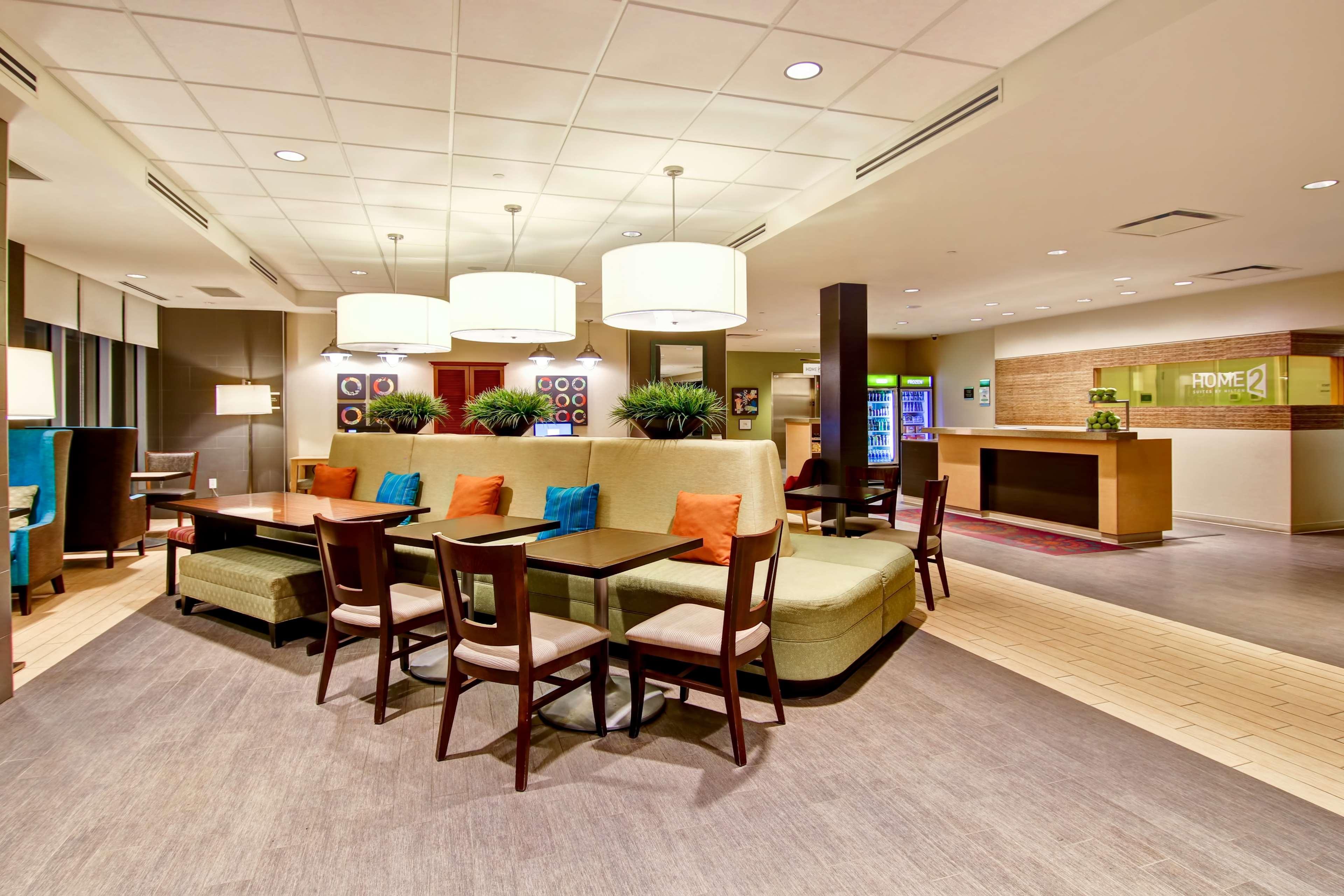 Home2 Suites By Hilton West אדמונטון מראה חיצוני תמונה