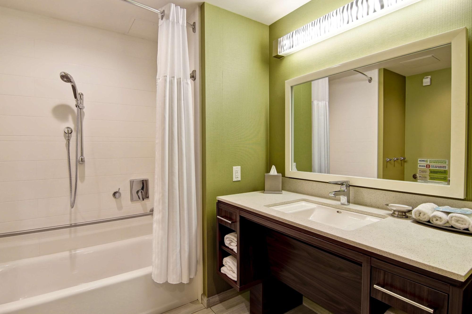 Home2 Suites By Hilton West אדמונטון מראה חיצוני תמונה